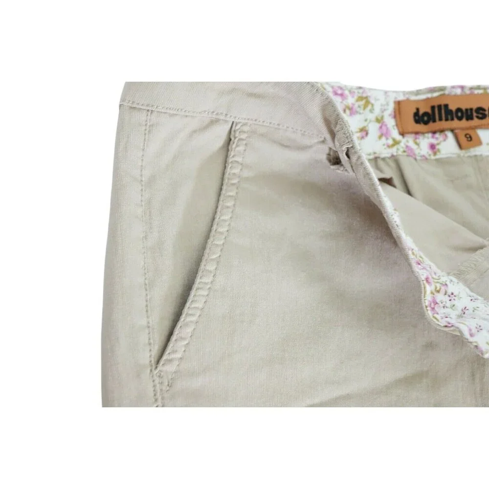 Dollhouse Shorts‎ Women Size 9 Tan Crochet Lace Trim Mid Rise Casual Stretch